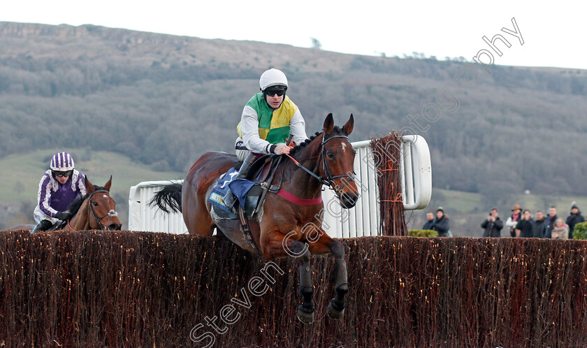 Burtons-Well-0002 
 BURTONS WELL (Aidan Coleman) Cheltenham 1 Jan 2018 - Pic Steven Cargill / Racingfotos.com