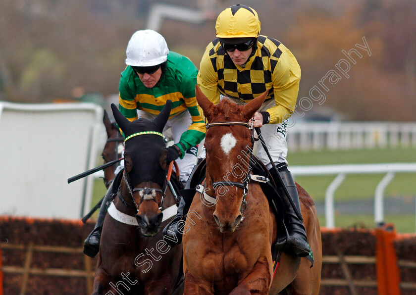 Melon-0004 
 MELON (right, David Mullins) leads MY TENT OR YOURS (left, Barry Geraghty) during The Unibet International Hurdle Cheltenham 16 Dec 2017 - Pic Steven Cargill / Racingfotos.com