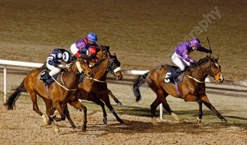 Nelson-River-0006 
 NELSON RIVER (Elisha Whittington) beats THAI TERRIER (left) in The Betway Apprentice Handicap
Wolverhampton 7 Jan 2021 - Pic Steven Cargill / Racingfotos.com