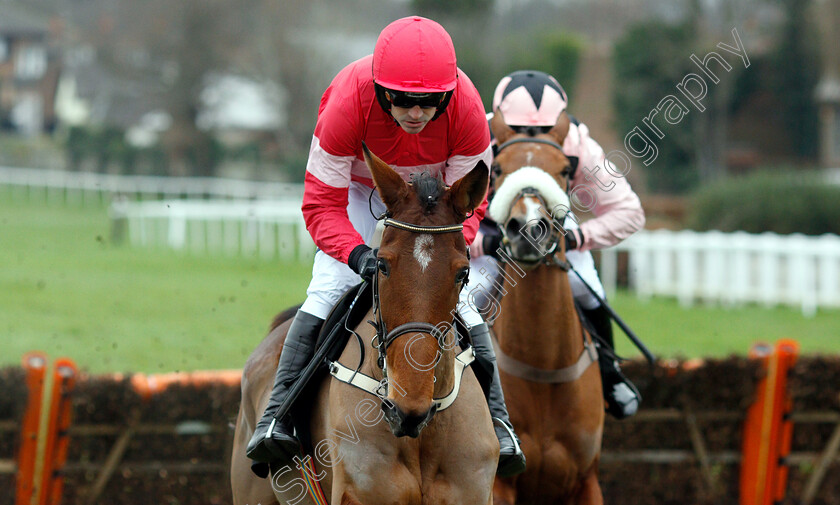 Laurina-0007 
 LAURINA (Ruby Walsh) wins The Unibet Mares Hurdle
Sandown 5 Jan 2019 - Pic Steven Cargill / Racingfotos.com