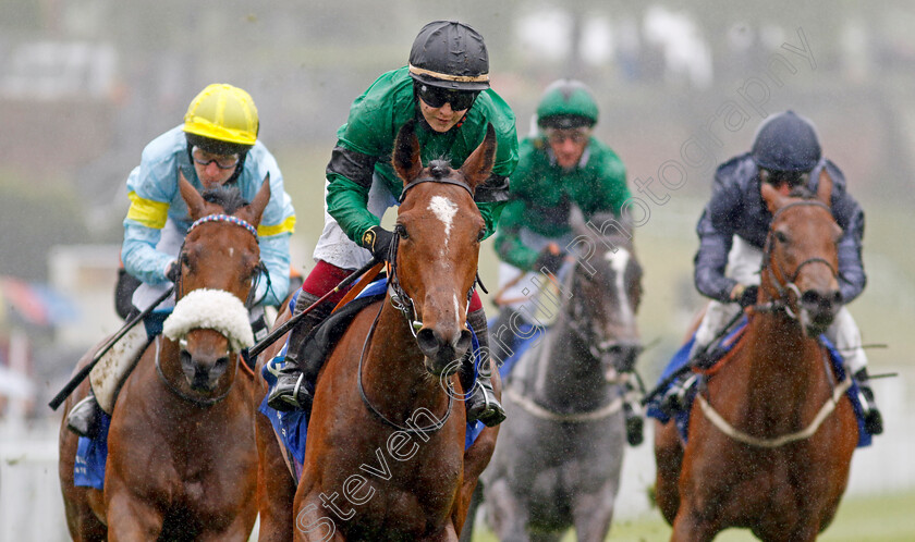 Absolutelyflawless-0008 
 ABSOLUTELY FLAWLESS (Laura Pearson) wins The ICM Stellar Sports Lily Agnes Stakes
Chester 4 May 2022 - Pic Steven Cargill / Racingfotos.com