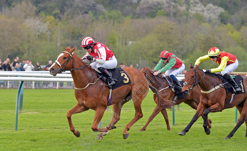 Umming-N -Ahing-0008 
 UMMING N' AHING (Rose Dawes) wins The Castle Rock Neil Kelso Memorial Handicap
Nottingham 22 Apr 2023 - pic Steven Cargill / Becky Bailey / Racingfotos.com