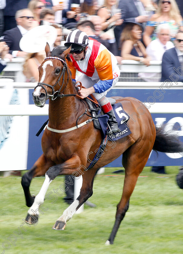 Medburn-Dream-0003 
 MEDBURN DREAM (Franny Norton) wins The Investec Click & Invest Mile Handicap
Epsom 1 Jun 2018 - Pic Steven Cargill / Racingfotos.com