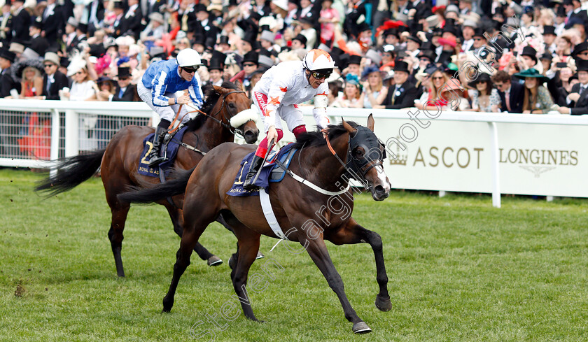 Advertise-0007 
 ADVERTISE (Frankie Dettori) wins The Commonwealth Cup
Royal Ascot 21 Jun 2019 - Pic Steven Cargill / Racingfotos.com