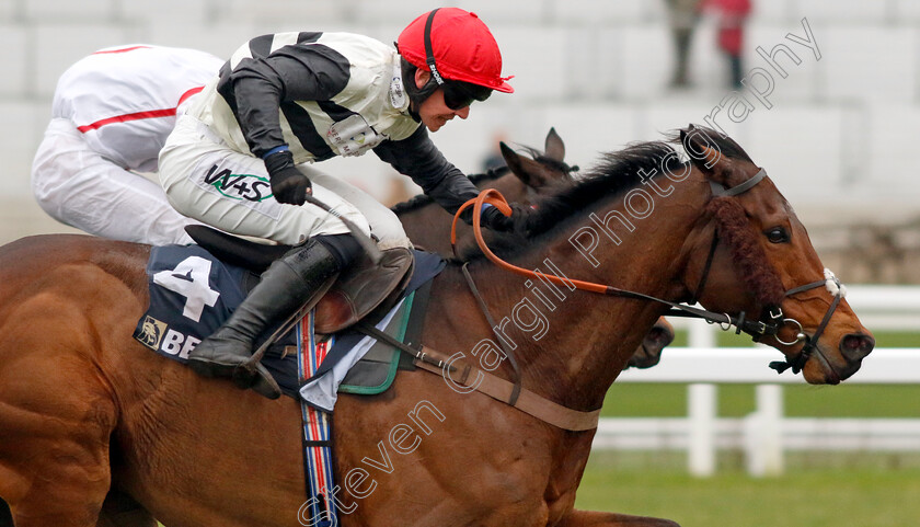 Altobelli-0004 
 ALTOBELLI (Bryan Carver) wins The Betmgm Holloway's Handicap Hurdle
Ascot 18 Jan 2025 - Pic Steven Cargill / Racingfotos.com