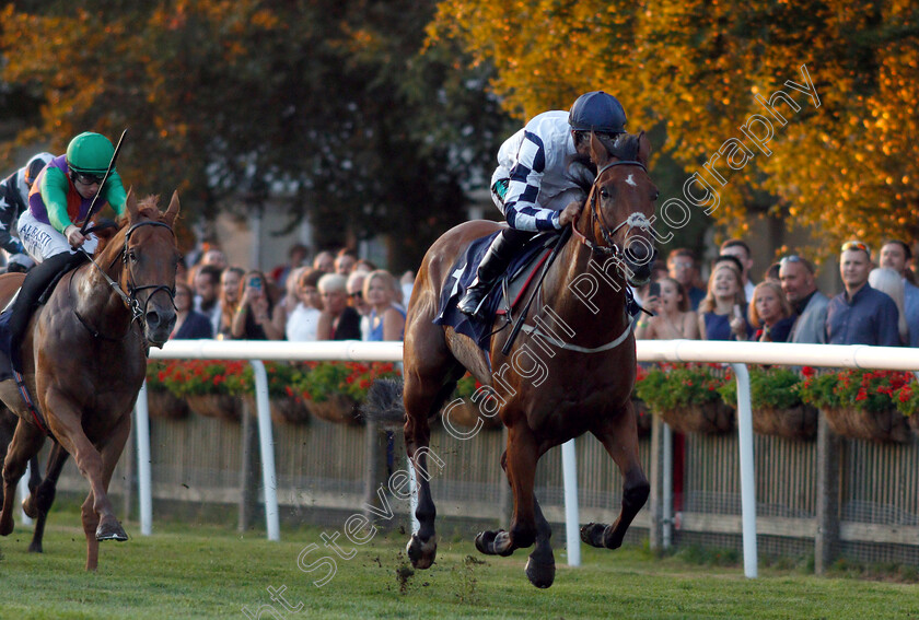 Summerghand-0004 
 SUMMERGHAND (Harry Bentley) wins The Fly London Southend Airport To Venice Handicap
Newmarket 10 Aug 2018 - Pic Steven Cargill / Racingfotos.com