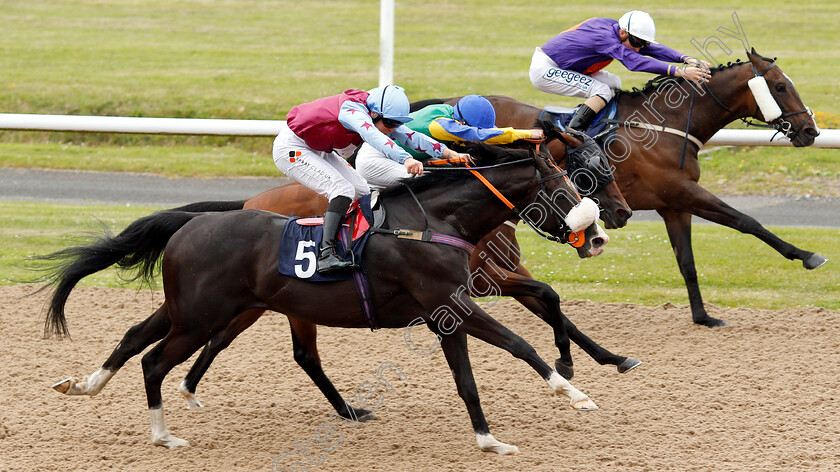 Sfumato-0003 
 SFUMATO (Connor Beasley) beats BLESSED TO EMPRESS (centre) and VIOLA PARK (farside) in The Hellermanntyton Edmundson Electrical Handicap
Wolverhampton 17 Jul 2019 - Pic Steven Cargill / Racingfotos.com