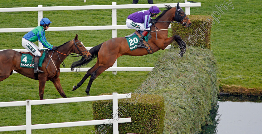 Wells-De-Lune-0001 
 WELLS DE LUNE (Peter Bryan) leads BOUND FOR GLORY (left) Aintree 12 Apr 2018 - Pic Steven Cargill / Racingfotos.com