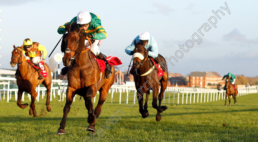 Unowhatimeanharry-0001 
 UNOWHATIMEANHARRY (Barry Geraghty) wins The Ladbrokes Long Distance Hurdle
Newbury 30 Nov 2018 - Pic Steven Cargill / Racingfotos.com