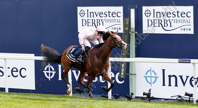 Anthony-Van-Dyck-0005 
 ANTHONY VAN DYCK (Seamie Heffernan) wins The Investec Derby
Epsom 1 Jun 2019 - Pic Steven Cargill / Racingfotos.com