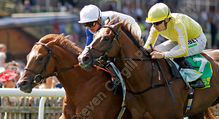 Jimi-Hendrix-0004 
 JIMI HENDRIX (left, Rob Hornby) beats POSITIVE IMPACT (right) in The bet365 Mile Handicap
Newmarket 9 Jul 2022 - Pic Steven Cargill / Racingfotos.com