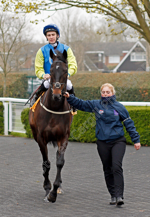 Barrsbrook-0001 
 BARRSBROOK (Hector Crouch) Kempton 11 Apr 2018 - Pic Steven Cargill / Racingfotos.com