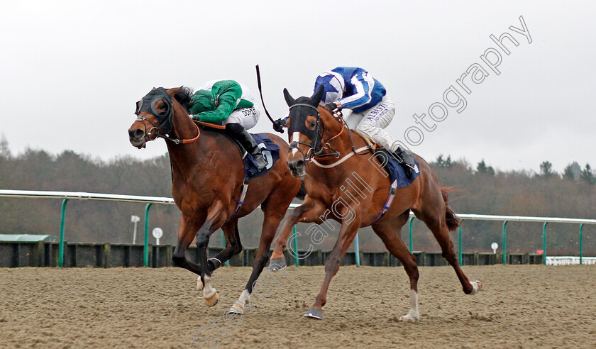 Aiya-0002 
 AIYA (right, Oisin Murphy) beats SOTOMAYOR (left) in The Betway Handicap Lingfield 3 Feb 2018 - Pic Steven Cargill / Racingfotos.com