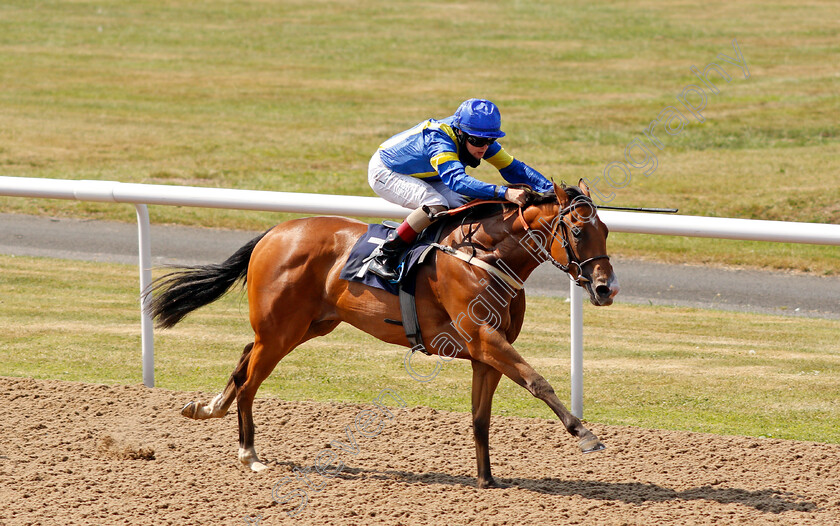 Annie-Rose-0002 
 ANNIE ROSE (Robbie Downey) wins The attheraces.com Nursery 
Wolverhampton 11 Aug 20 - Pic Steven Cargill / Racingfotos.com