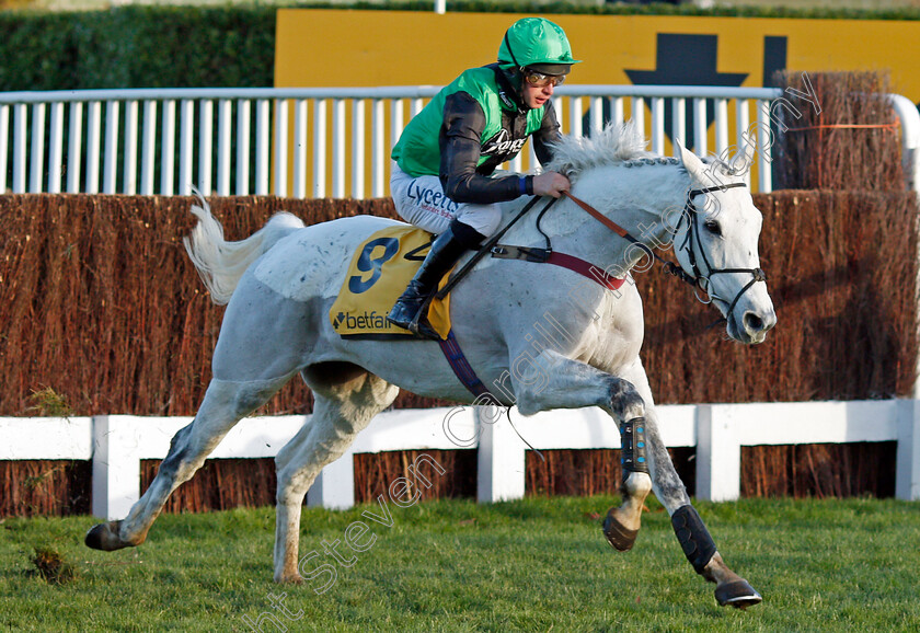 Commodore-0005 
 COMMODORE (Charlie Deutsch) wins The Betfair Handicap Chase
Cheltenham 10 Dec 2021 - Pic Steven Cargill / Racingfotos.com