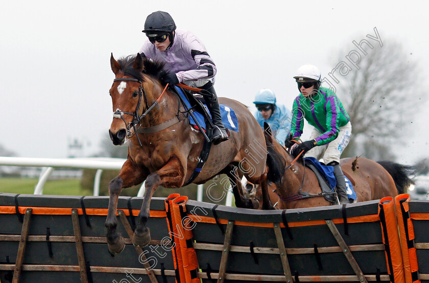 Calva-D Auge-0001 
 CALVA D'AUGE (Harry Cobden) wins The Be Wiser Novices Hurdle
Wincanton 30 Jan 2020 - Pic Steven Cargill / Racingfotos.com