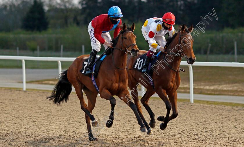 Moonlit-Night-and-Zoffany s-Girl-0001 
 MOONLIT NIGHT (left, Ryan Moore) and ZOFFANY'S GIRL (right, Cieren Fallon)
Chelmsford 29 Apr 2021 - Pic Steven Cargill / Racingfotos.com