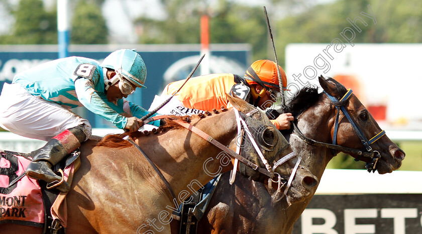 Imperial-Hint-0006 
 IMPERIAL HINT (right, Javier Castellano) beats WHITMORE (left) in The True North Stakes
Belmont Park 8 Jun 2018 - Pic Steven Cargill / Racingfotos.com