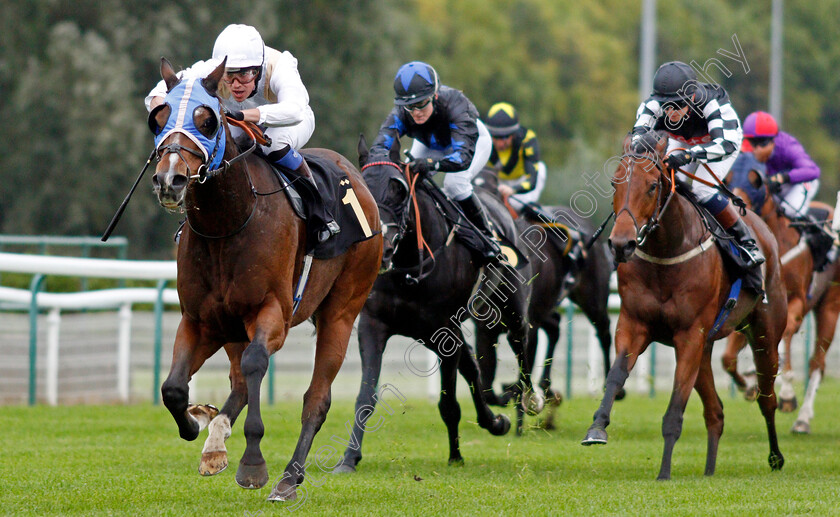 Dark-Shot-0003 
 DARK SHOT (Jonathan Fisher) wins The Davis Site Security Handicap
Nottingham 13 Oct 2021 - Pic Steven Cargill / Racingfotos.com