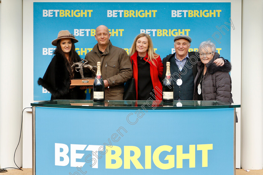 Lostintranslation-0011 
 Presentation for The BetBright Sipper Novices Chase won by LOSTINTRANSLATION
Cheltenham 1 Jan 2019 - Pic Steven Cargill / Racingfotos.com