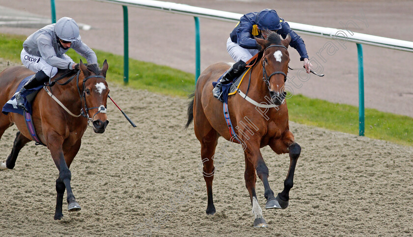 Shimmering-Dawn-0006 
 SHIMMERING DAWN (right, James Doyle) beats QUEEN'S COURSE (left) in The Ladbrokes Irish EBF Fillies Conditions Stakes
Lingfield 19 Dec 2020 - Pic Steven Cargill / Racingfotos.com