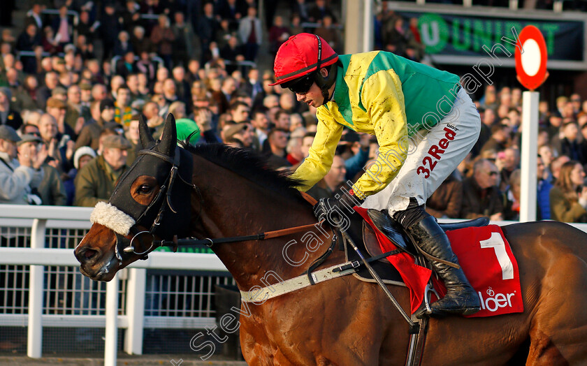 Fox-Norton-0006 
 FOX NORTON (Bryan Cooper) wins The Shloer Chase Cheltenham 19 Nov 2017 - Pic Steven Cargill / Racingfotos.com