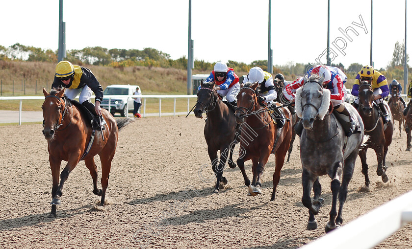 Vincenzo-Coccotti-0001 
 VINCENZO COCCOTTI (George Rooke) wins The tote.co.uk Now Never Beaten By SP Handicap
Chelmsford 20 Sep 2020 - pic Steven Cargill / Racingfotos.com