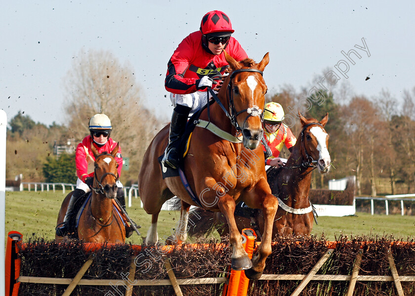 Sufi-0002 
 SUFI (Kevin Jones) wins The Mansionbet Watch And Bet Novices Hurdle
Market Rasen 19 Apr 2021 - Pic Steven Cargill / Racingfotos.com