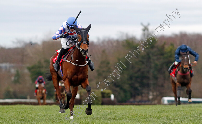 Nickle-Back-0006 
 NICKLE BACK (James Best) wins The Virgin Bet Scilly Isles Novices Chase
Sandown 3 Feb 2024 - Pic Steven Cargill / Racingfotos.com