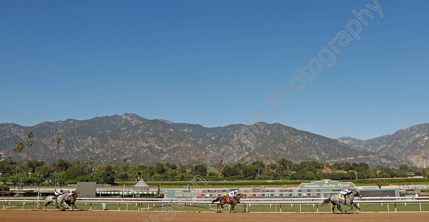 Santa-Anita-0006 
 The second race on Breeders' Cup Thursday 
Santa Anita 2 Nov 2023 - Pic Steven Cargill / Racingfotos.com