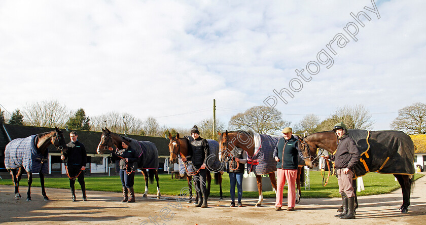 Henderson-Betfair-Hurdle-entries-0002 
 Nicky Henderson with his 5 horses for The Betfair Hurdle, L to R; KAYF GRACE, JENKINS, VERDANA BLUE, LOUGH DERG SPIRIT and CHARLI PARCS, Lambourn 6 Feb 2018 - Pic Steven Cargill / Racingfotos.com