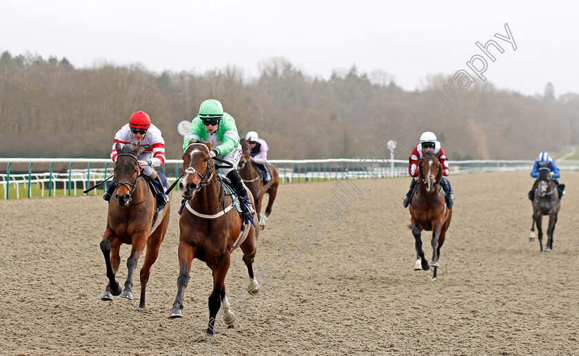 Emraan-0005 
 EMRAAN (Richard Kingscote) beats PLANTADREAM (left) in The Bombardier Golden Beer Novice Stakes
Lingfield 14 Feb 2020 - Pic Steven Cargill / Racingfotos.com