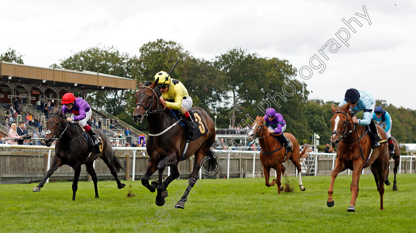 Cairn-Island-0001 
 CAIRN ISLAND (centre, Andrea Atzeni) beats OPERATIC (right) and LIBERATED LADY (left) in The Mansionbet At Newmarket Handicap
Newmarket 27 Aug 2021 - Pic Steven Cargill / Racingfotos.com