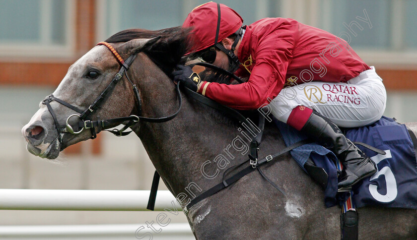 Lost-In-Space-0008 
 LOST IN SPACE (Oisin Murphy) wins The Betway Novice Stakes
Lingfield 14 Aug 2020 - Pic Steven Cargill / Racingfotos.com