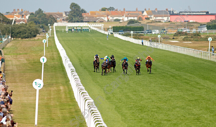 Global-Wisdom-0001 
 GLOBAL WISDOM (2nd right, Silvestre De Sousa) wins The Free Tips On attheraces.com Nursery
Yarmouth 16 Sep 2021 - Pic Steven Cargill / Racingfotos.com