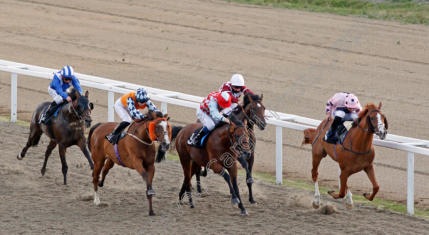 Red-October-0001 
 RED OCTOBER (Ben Curtis) beats MASTER THE STARS (centre) and BIG COUNTRY (2nd left) in The tote.co.uk Free Streaming Every UK Race Handicap
Chelmsford 22 Aug 2020 - Pic Steven Cargill / Racingfotos.com