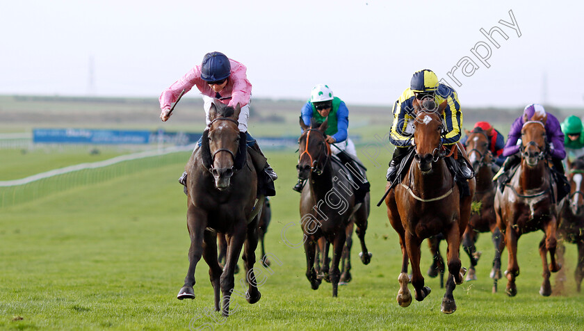 Shahbaz-0001 
 SHAHBAZ (left, Callum Shepherd) beats THERE'S THE DOOR (right) in The racingtv.com/freetrial Nursery
Newmarket 29 Oct 2022 - Pic Steven Cargill / Racingfotos.com