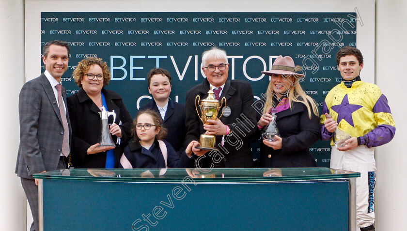 Happy-Diva-0019 
 Presentation to Will Roseff, Kerry Lee and Richard Patrick for The BetVictor Gold Cup won by HAPPY DIVA
Cheltenham 16 Nov 2019 - Pic Steven Cargill / Racingfotos.com