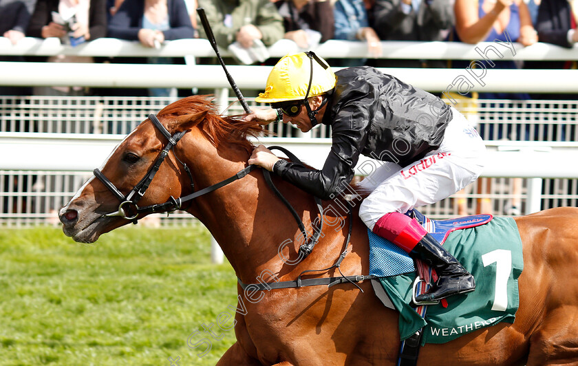 Stradivarius-0014 
 STRADIVARIUS (Frankie Dettori) wins The Weatherbys Hamilton Lonsdale Cup
York 24 Aug 2018 - Pic Steven Cargill / Racingfotos.com