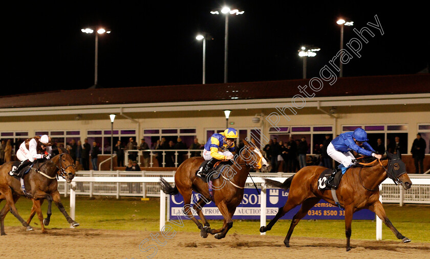 Flora-Sandes-0001 
 FLORA SANDES (William Buick) beats BUBBLE AND SQUEAK (centre) in The totescoop6 Three Ways To Win Fillies Novice Stakes Chelmsford 16 Nov 2017 - Pic Steven Cargill / Racingfotos.com