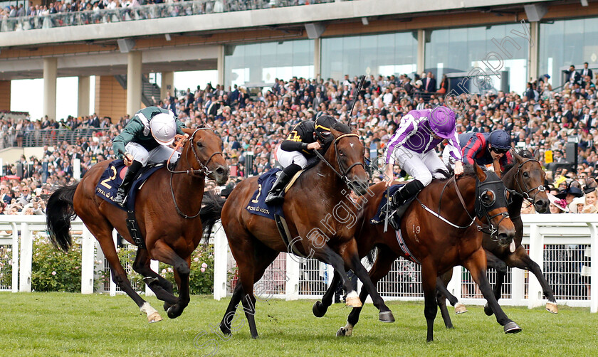 Merchant-Navy-0002 
 MERCHANT NAVY (right, Ryan Moore) beats CITY LIGHT (left) and BOUND FOR NOWHERE (centre) in the Diamond Jubilee Stakes
Royal Ascot 23 Jun 2018 - Pic Steven Cargill / Racingfotos.com