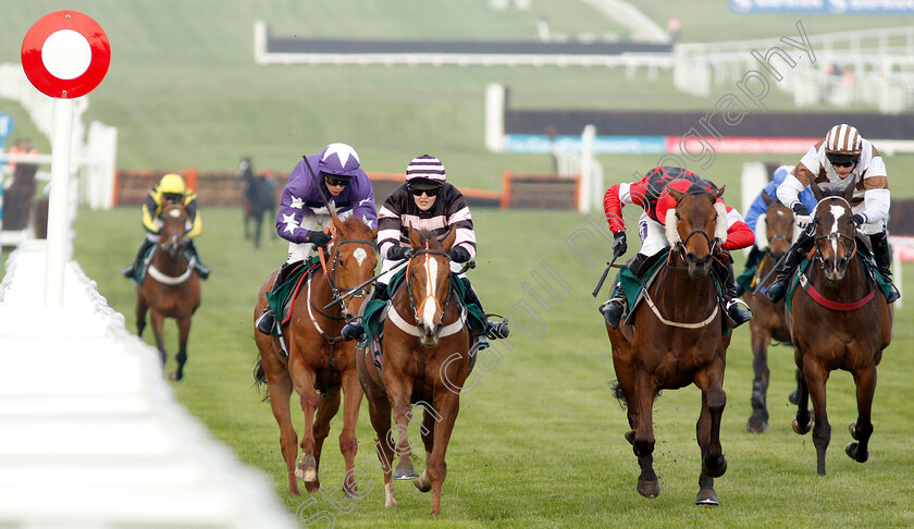 Uno-Mas-0003 
 UNO MAS (right, Jack Tudor) beats CORNBOROUGH (left) in The Cheltenham Pony Racing Authority Graduates Handicap Hurdle
Cheltenham 17 Apr 2019 - Pic Steven Cargill / Racingfotos.com