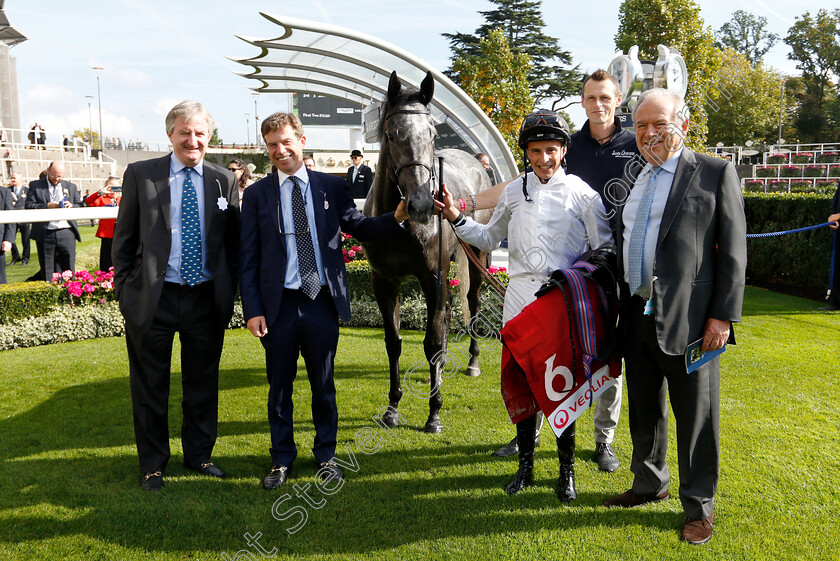 Lush-Life-0009 
 LUSH LIFE (William Buick) with owner Michael Buckley (right), Jamie Osborne and John Ferguson after The Veolia Handicap
Ascot 5 Oct 2018 - Pic Steven Cargill / Racingfotos.com