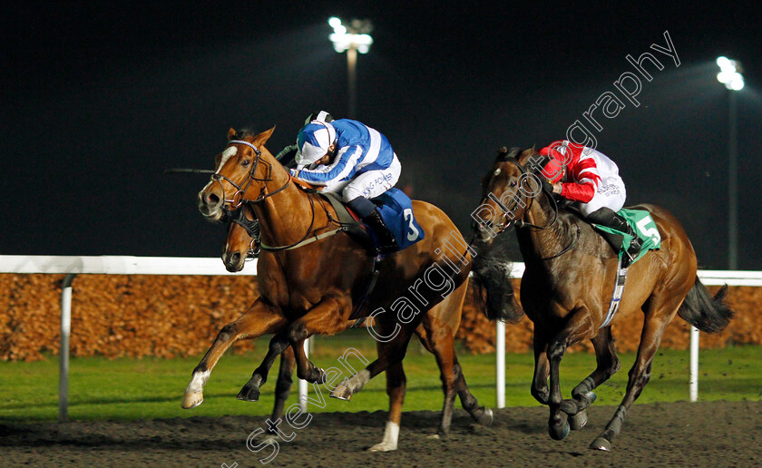 Johnny-Drama-0004 
 JOHNNY DRAMA (left, Silvestre De Sousa) beats SINJAARI (right) in The Unibet Wild Flower Stakes
Kempton 2 Dec 2020 - Pic Steven Cargill / Racingfotos.com