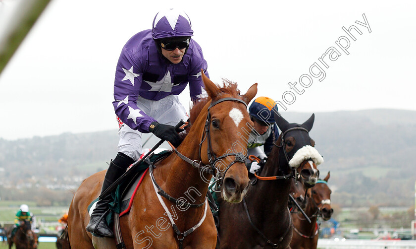 Red-Hot-Chilly-0004 
 RED HOT CHILLY (Paddy Brennan) wins The Swanee River Supports Countryside Alliance Novices Handicap Hurdle
Cheltenham 16 Nov 2018 - Pic Steven Cargill / Racingfotos.com