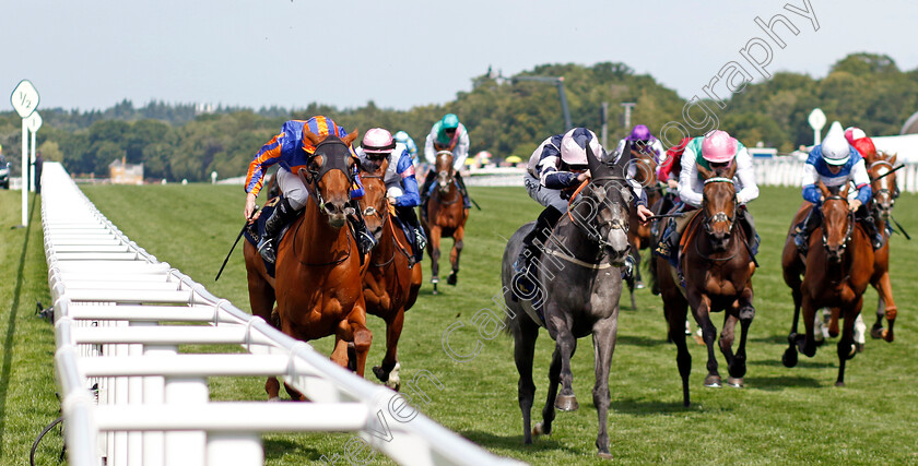 Port-Fairy-0004 
 PORT FAIRY (left, Ryan Moore) beats LAVA STREAM (centre) in The Ribblesdale Stakes
Royal Ascot 20 Jun 2024 - Pic Steven Cargill / Racingfotos.com