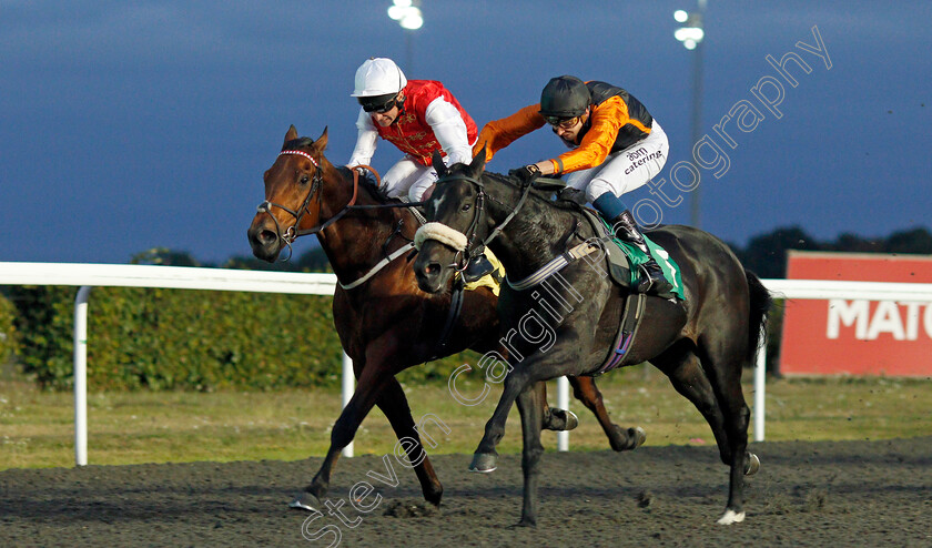 Kasbaan-0005 
 KASBAAN (right, Alistair Rawlinson) beats AL JELLABY (left) in The Matchbook London Mile Series Qualifier Handicap
Kempton 3 Sep 2019 - Pic Steven Cargill / Racingfotos.com