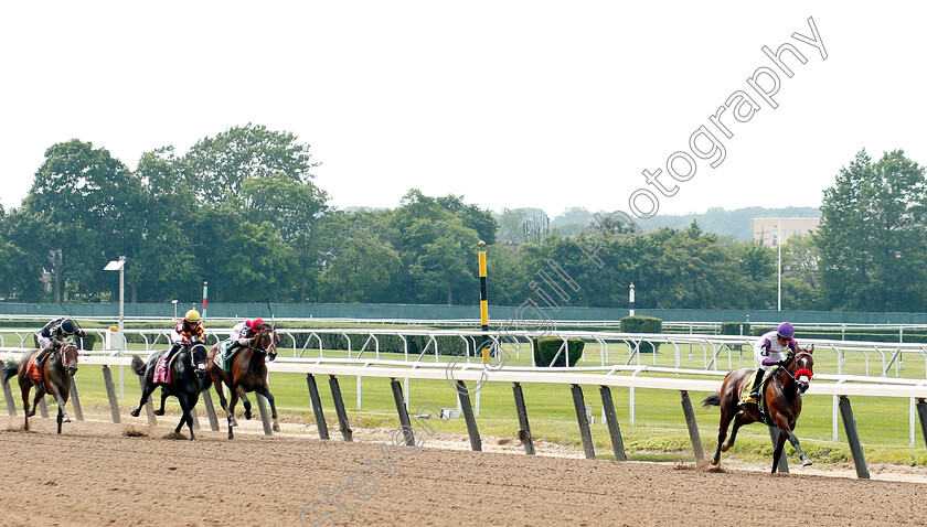 Fore-Left-0001 
 FORE LEFT (Mario Gutierrez) wins The Tremont Stakes
Belmont Park USA, 7 Jun 2019 - Pic Steven Cargill / Racingfotos.com