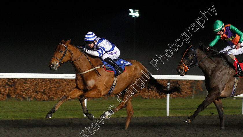 Mythmaker-0002 
 MYTHMAKER (Graham Lee) beats ROYAL BIRTH (right) in The 32Red Conditions Stakes Kempton 10 Jan 2018 - Pic Steven Cargill / Racingfotos.com