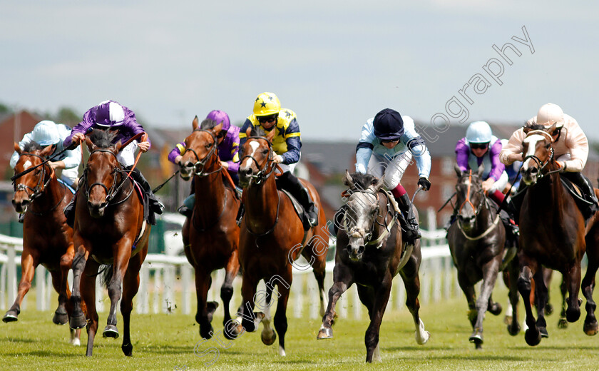 Great-Max-0004 
 GREAT MAX (left, Jack Mitchell) beats HARROW (right) in The Betfair Racing Only Bettor Podcast Novice Stakes
Newbury 10 Jun 2021 - Pic Steven Cargill / Racingfotos.com